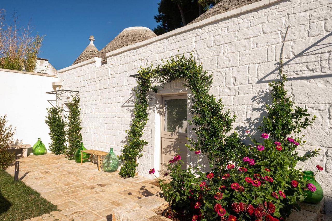 Trulli In Corte Альберобелло Экстерьер фото