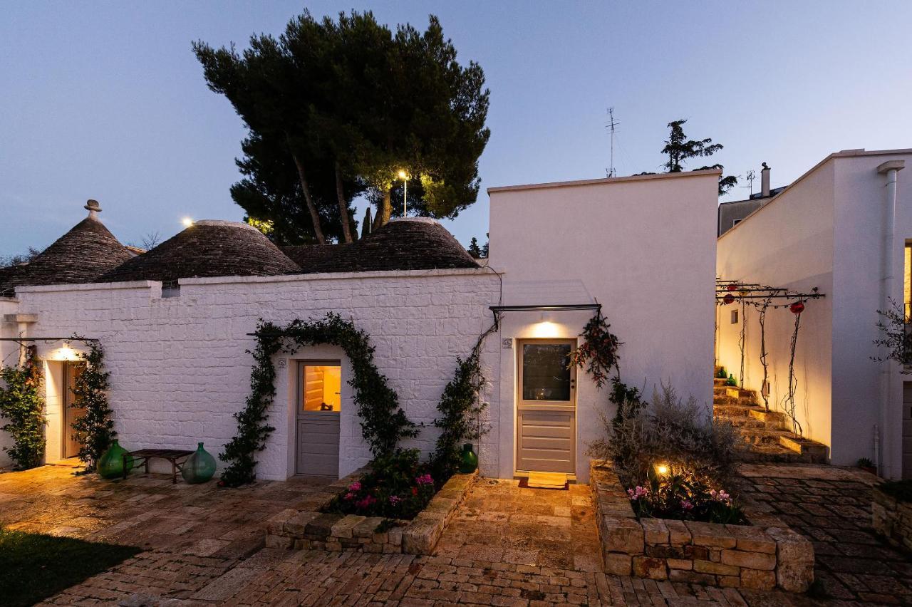 Trulli In Corte Альберобелло Экстерьер фото